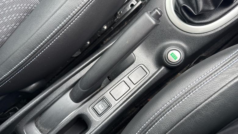 Nissan Note 1.5 dCi Tekna 5dr Diesel Hatchback